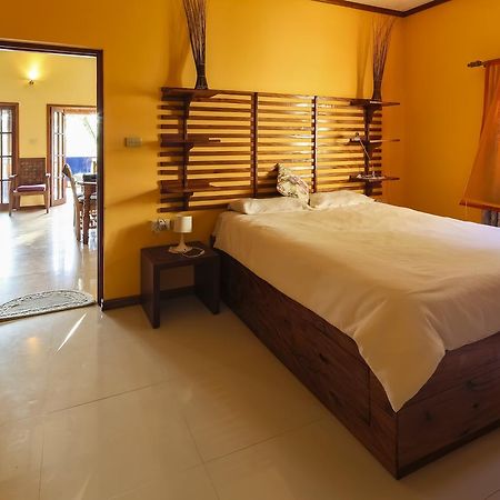 Villas Du Voyageur Grand Anse  Exterior photo